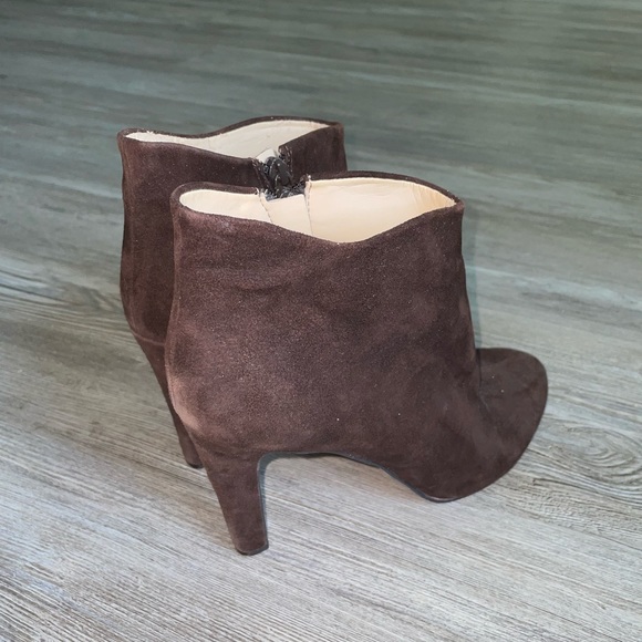 Faux suede Nina West booties. Color: dark brown. Size: US 9.5M. Gently worn. - Picture 7 of 7